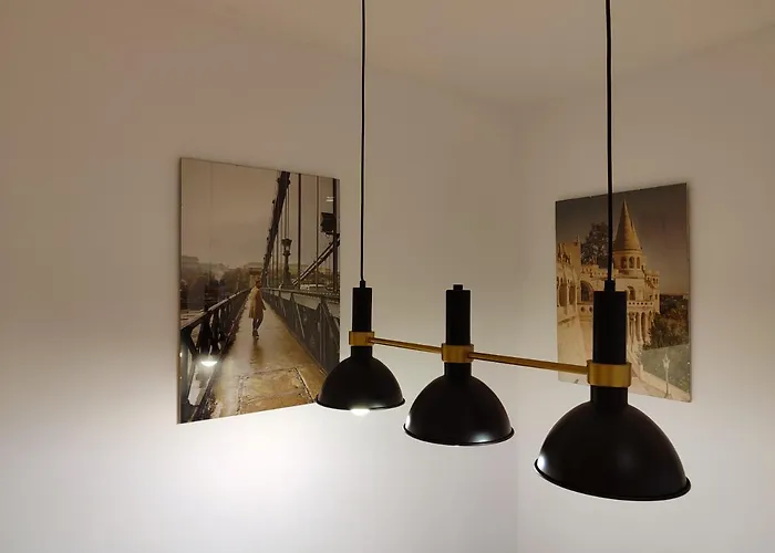Castle Corner Apartment